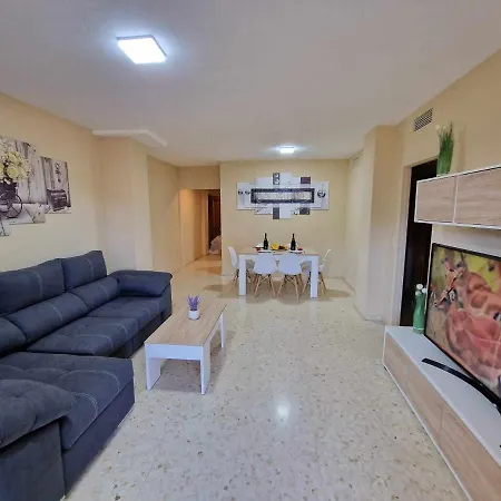Apartment V4 Apartamento 3 Paseo Maritimo *