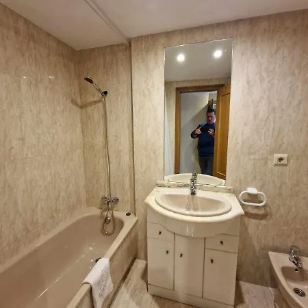 V4 Apartamento 3 Paseo Maritimo Apartment *